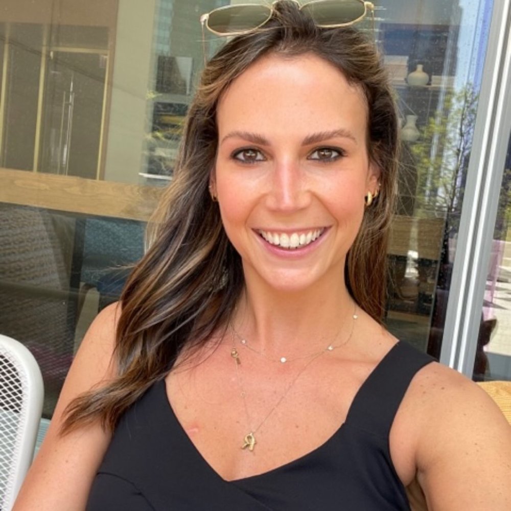 Meet your Posher, Becca